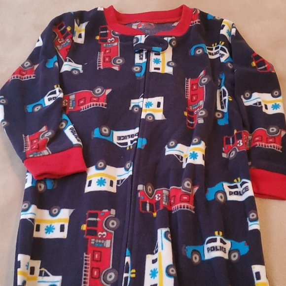 Pajamas - Picture 5 of 7